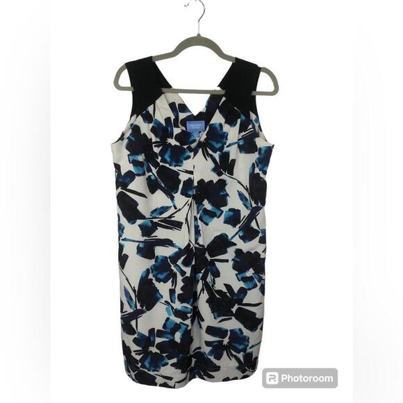 Simply Vera Vera Wang Dresses & Skirts - Simply Vera Dress Floral V Neck Pleated Front and Back Side Zip Tank Sleeveless